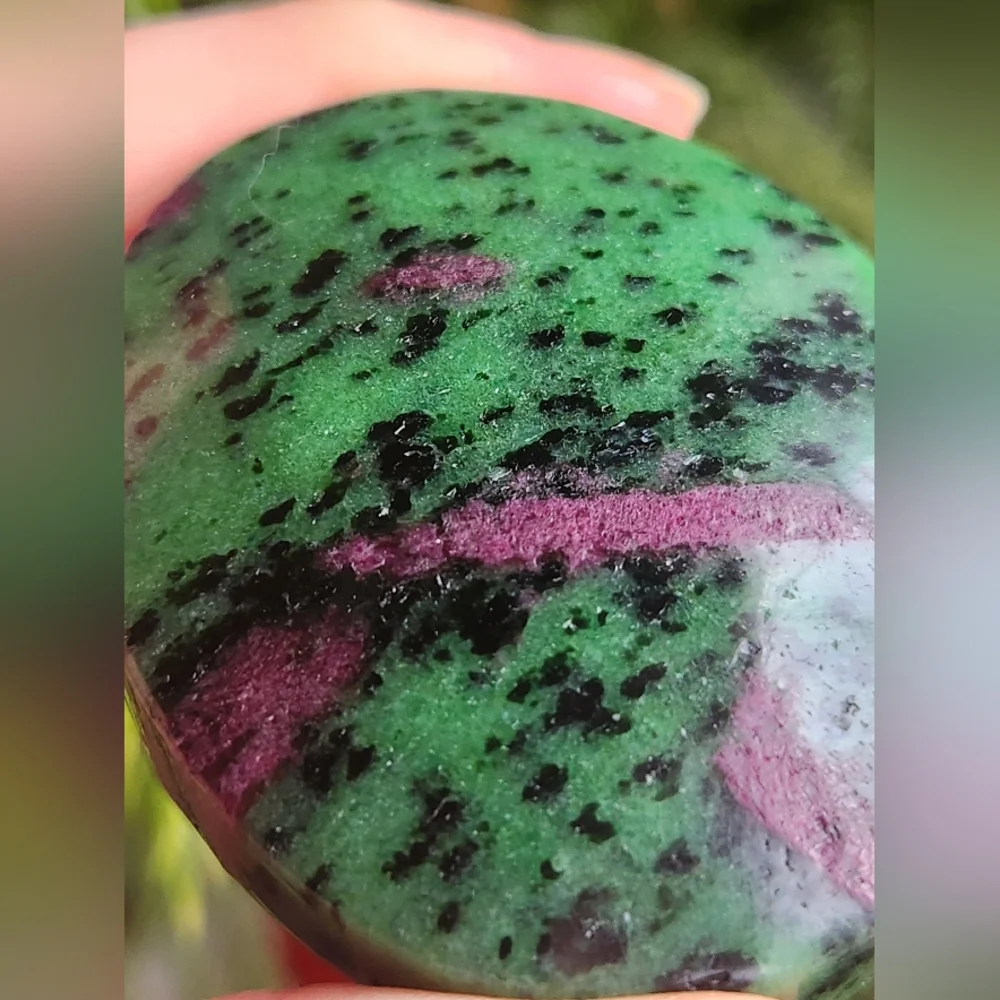 ✨ Ruby in Zoisite Palm Stone | Natural Healing Crystal | Heart & Vitality ✨ - Picture 3 of 6